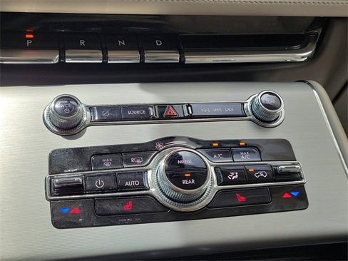 Certified 2023 Lincoln Aviator 2WD image 22