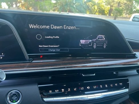 Used 2024 Cadillac Escalade Premium Luxury image 5