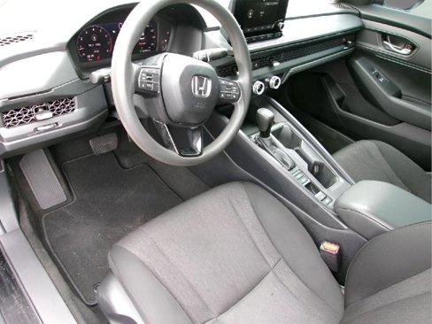 Used 2025 Honda Accord LX image 12