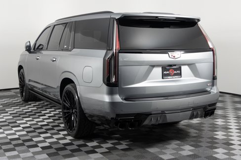 Used 2024 Cadillac Escalade ESV V w/ LPO, Floor Liner Package image 5
