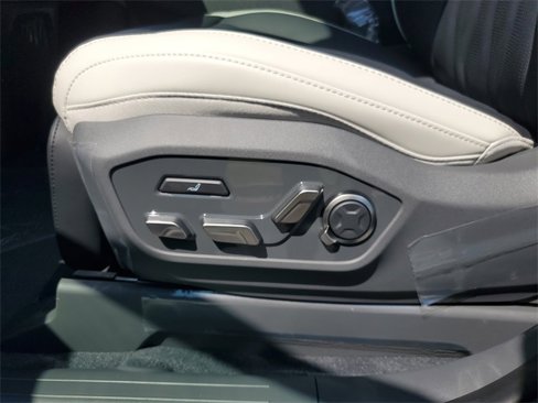 New 2026 Kia EV9 GT-Line image 17