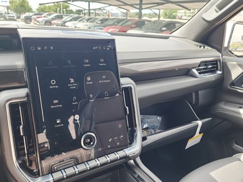New 2026 GMC Yukon Elevation image 37