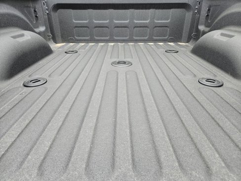 New 2025 RAM 2500 Laramie image 32
