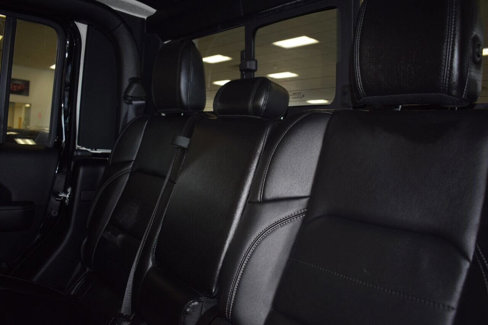 Used 2020 Jeep Gladiator Overland image 34