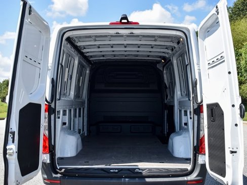 Used 2024 Mercedes-Benz Sprinter 144 Cargo image 23
