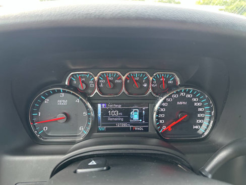 Used 2019 Chevrolet Suburban LT image 24