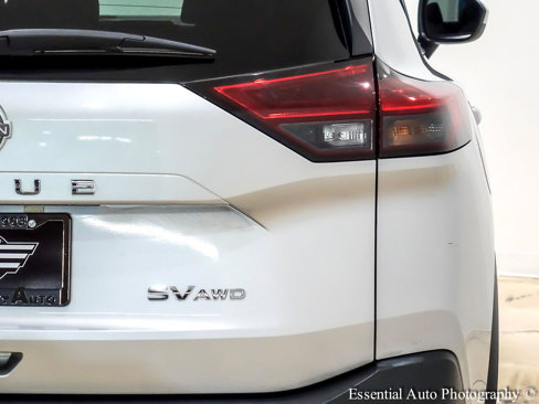 Used 2023 Nissan Rogue SV image 8