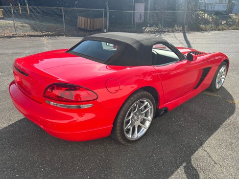 Used 2003 Dodge Viper SRT-10 image 27