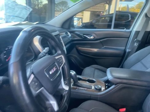 Used 2017 GMC Acadia SLE w/ LPO, Floor Liner Package image 35