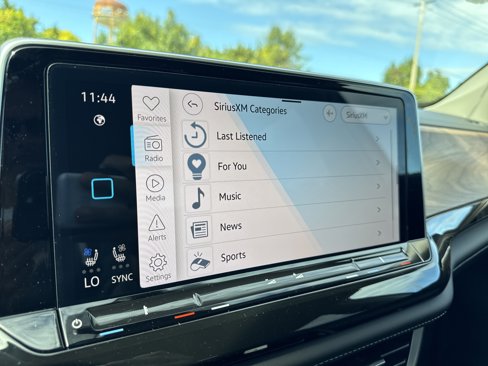 New 2026 Volkswagen Atlas SE image 18