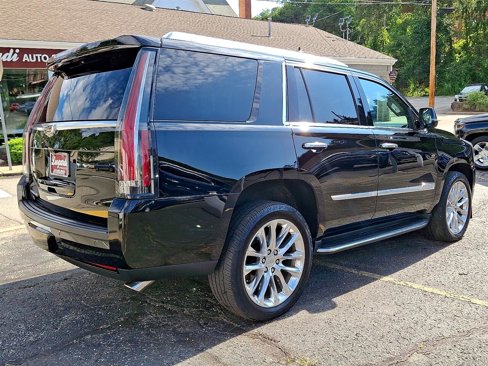 Used 2018 Cadillac Escalade Luxury image 6