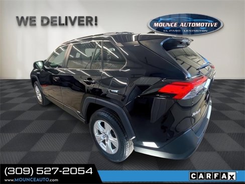 Used 2021 Toyota RAV4 LE image 13