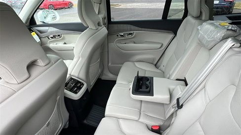 New 2025 Volvo XC90 T8 Plus w/ Protection Package Premier image 30