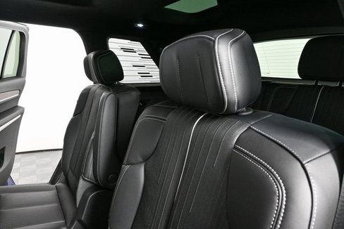 New 2026 Cadillac Vistiq Sport image 20