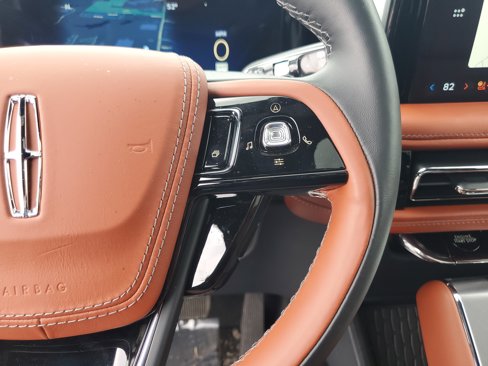 New 2025 Lincoln Aviator Reserve w/ Equipment Group 201A image 18