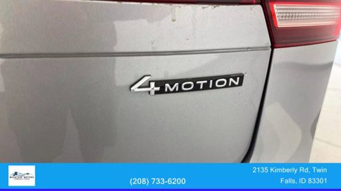 Used 2022 Volkswagen Tiguan SE R-Line image 12