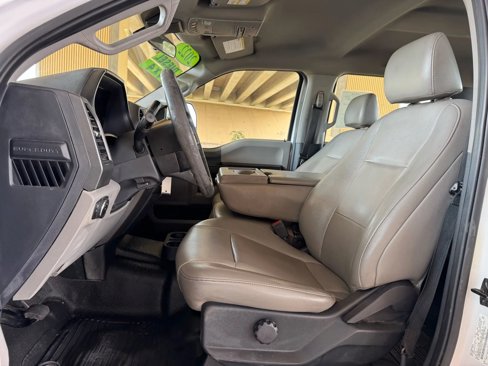 Used 2022 Ford F250 XL w/ Power Equipment Group image 13