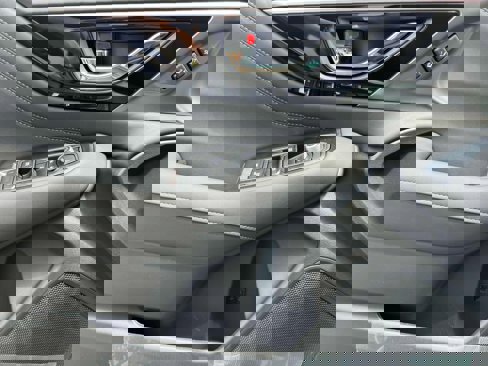 New 2025 Subaru Outback Limited image 11