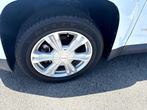 Used 2017 GMC Terrain SLT image 8