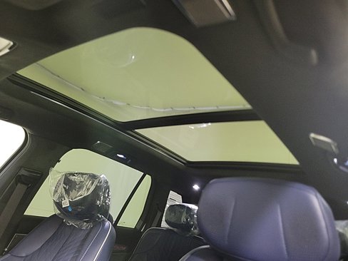New 2026 Cadillac Vistiq Premium Luxury image 14