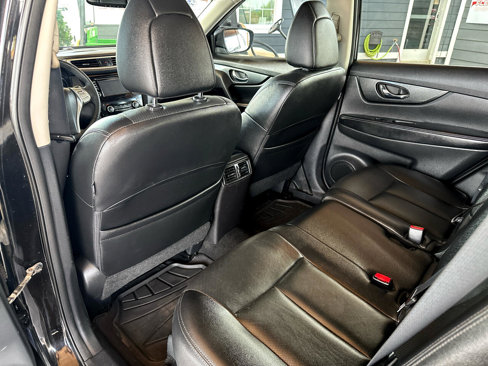 Used 2016 Nissan Rogue SL image 37