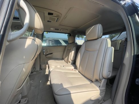 Used 2012 Nissan Quest LE w/ Value Cargo Pkg image 6