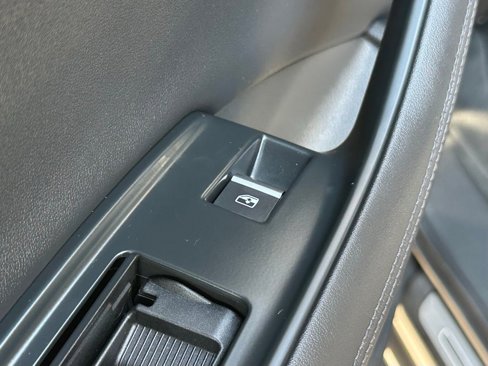 Used 2023 Audi Q7 3.0T Prestige image 25