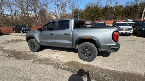 New 2025 GMC Canyon Elevation w/ Convenience Package image 6