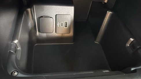Used 2025 Ford Explorer ST image 30