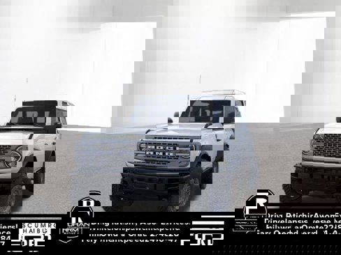 New 2025 Ford Bronco Badlands image 2