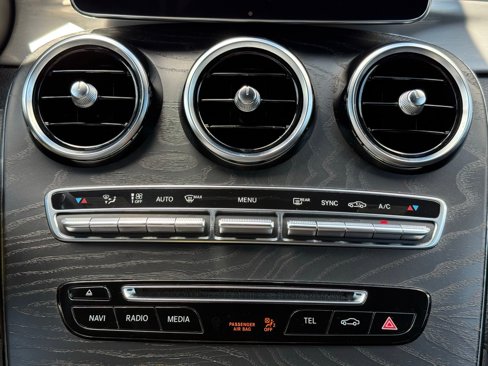 Used 2019 Mercedes-Benz GLC 300 4MATIC Coupe w/ Multimedia Package image 28