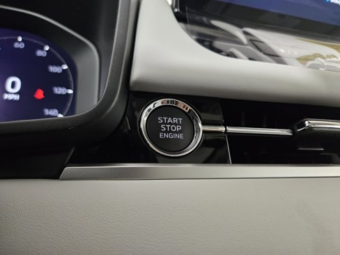 New 2025 Mitsubishi Outlander SEL image 26