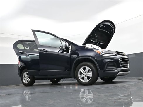 Used 2021 Chevrolet Trax LT image 40