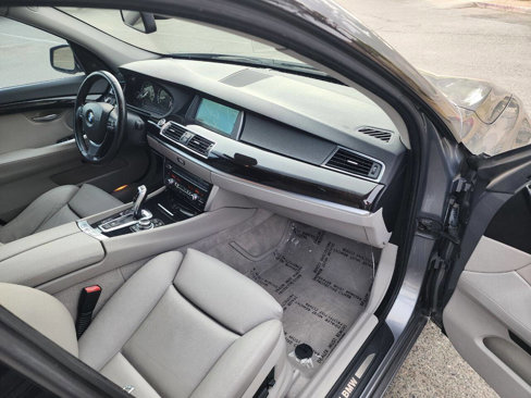 Used 2011 BMW 550i Gran Turismo image 27