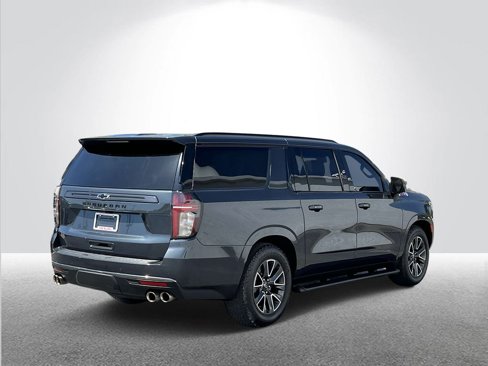 Used 2022 Chevrolet Suburban Z71 w/ Z71 Off-Road Package image 5