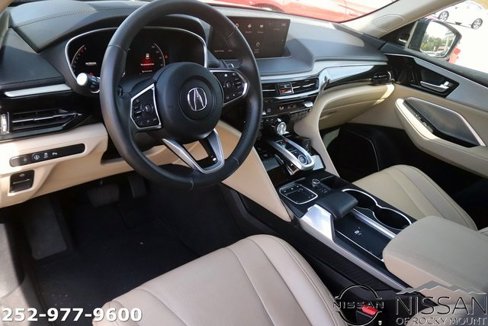 Used 2023 Acura MDX SH-AWD w/ Technology Package image 12