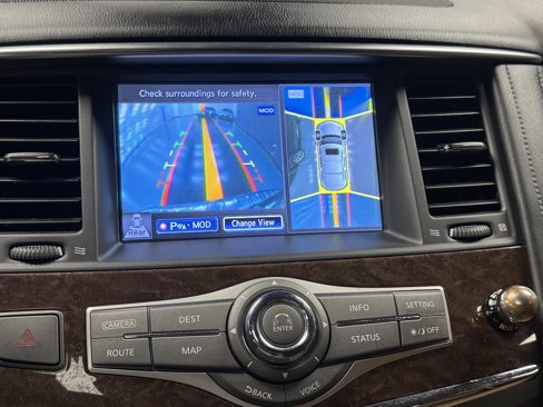 Used 2017 INFINITI QX80 Signature Edition image 10