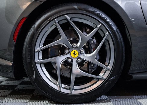 Certified 2020 Ferrari 812 Superfast image 6