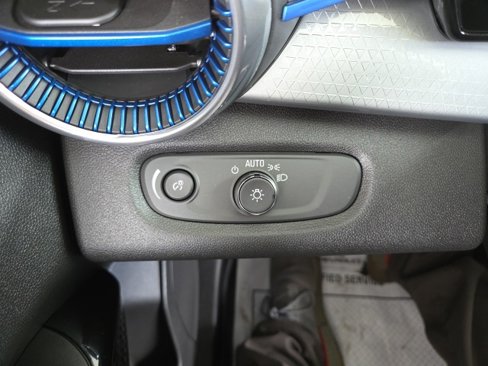 New 2026 Chevrolet Trax LT w/ Driver Confidence Package image 40