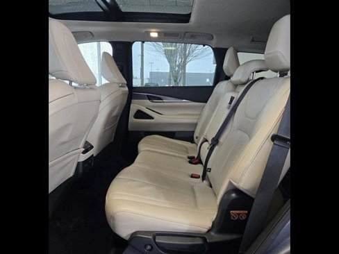 Used 2022 INFINITI QX60 Luxe image 16
