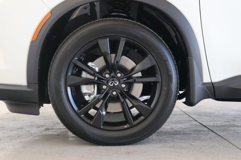 New 2025 INFINITI QX60 Luxe w/ Black Edition image 35