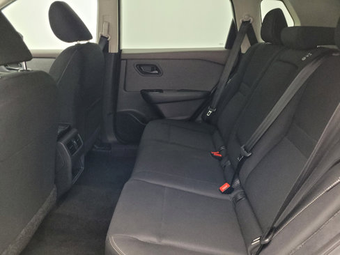 Used 2023 Nissan Rogue S image 18