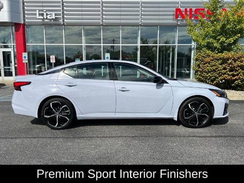 Certified 2023 Nissan Altima 2.5 SR w/ SR Premium Package image 16