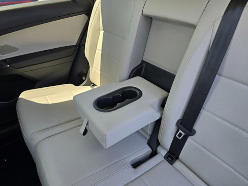 Used 2020 Volkswagen Tiguan SE w/ Panoramic Sunroof Package image 20