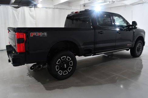 New 2025 Ford F350 Platinum w/ FX4 Off-Road Package image 7