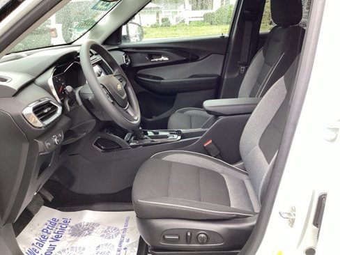 Certified 2023 Chevrolet TrailBlazer LT w/ Convenience Package image 23