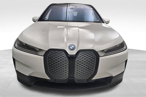 Used 2025 BMW iX xDrive50 image 4