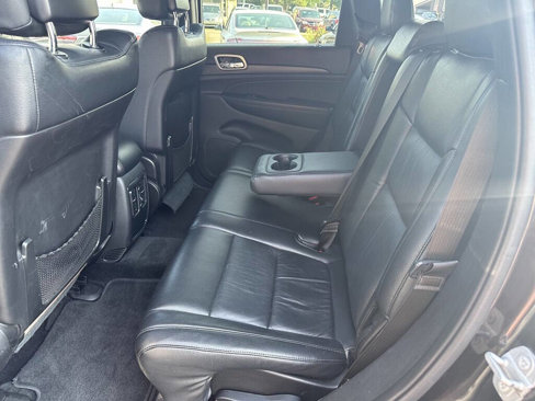 Used 2015 Jeep Grand Cherokee Laredo w/ Quick Order Package 23E image 24