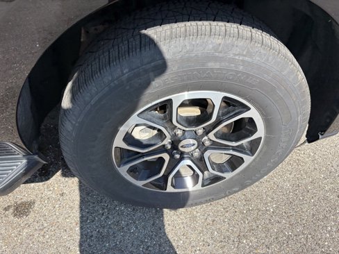 Used 2024 Ford Expedition Max XLT image 15