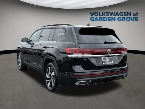 New 2025 Volkswagen Atlas SE image 8